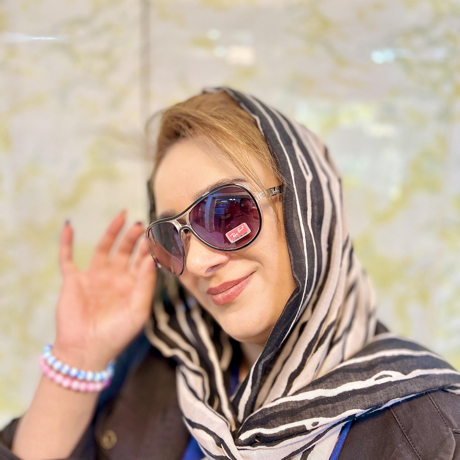 عینک آفتابی ری بن زنانه کد 1474 بسیار جذاب و ترند روز بازار